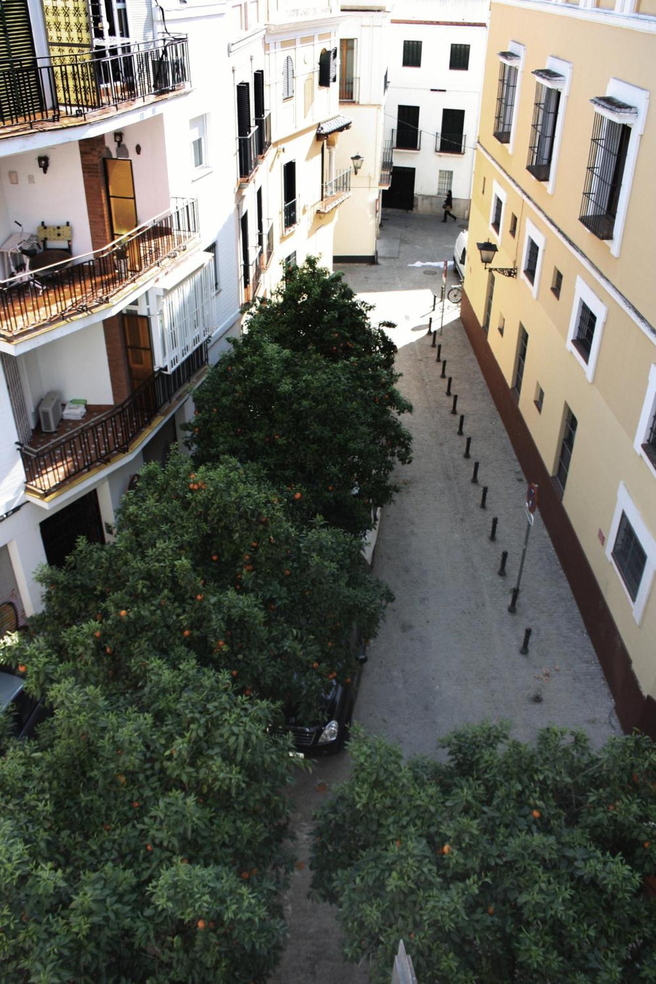 Apartamentos Turisticos La Encarnacion เซบีญา ภายนอก รูปภาพ