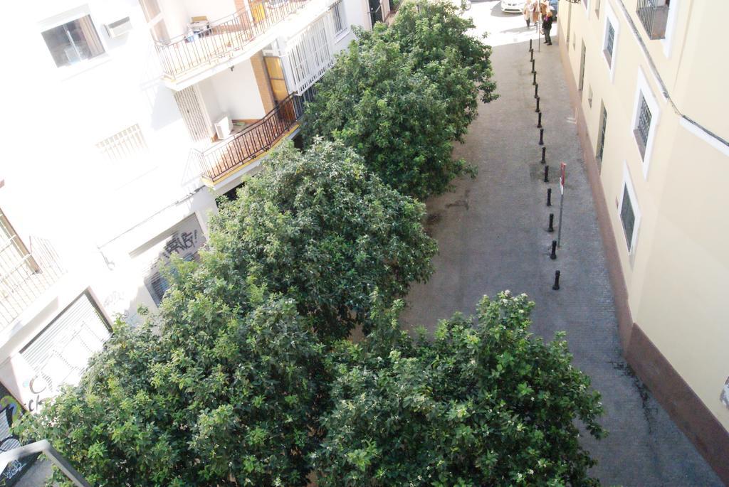 Apartamentos Turisticos La Encarnacion เซบีญา ภายนอก รูปภาพ