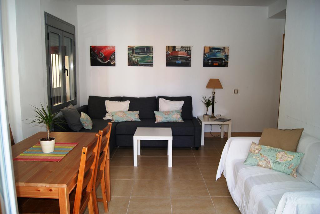Apartamentos Turisticos La Encarnacion เซบีญา ภายนอก รูปภาพ