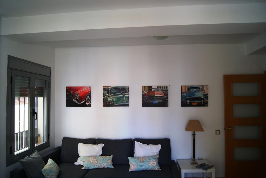 Apartamentos Turisticos La Encarnacion เซบีญา ภายนอก รูปภาพ