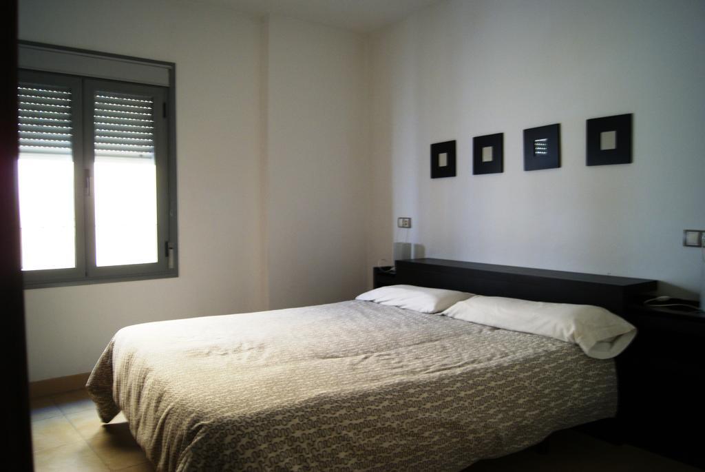 Apartamentos Turisticos La Encarnacion เซบีญา ภายนอก รูปภาพ