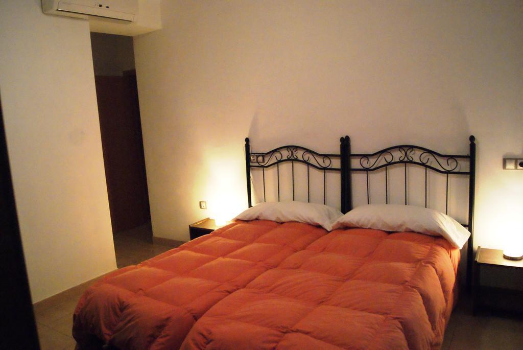 Apartamentos Turisticos La Encarnacion เซบีญา ภายนอก รูปภาพ