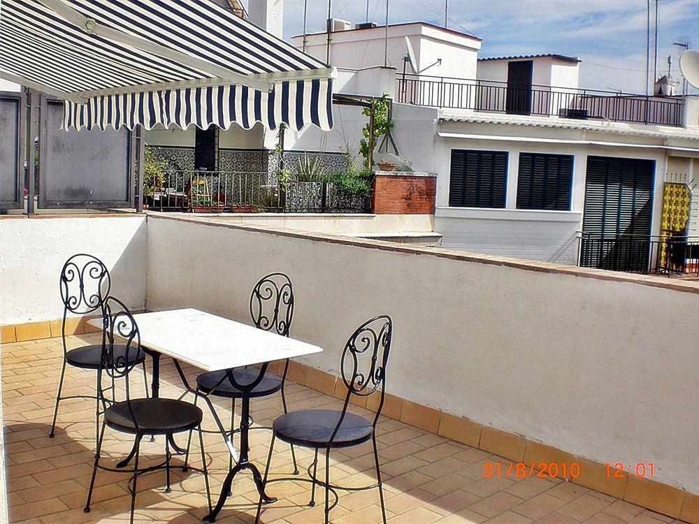 Apartamentos Turisticos La Encarnacion เซบีญา ภายนอก รูปภาพ