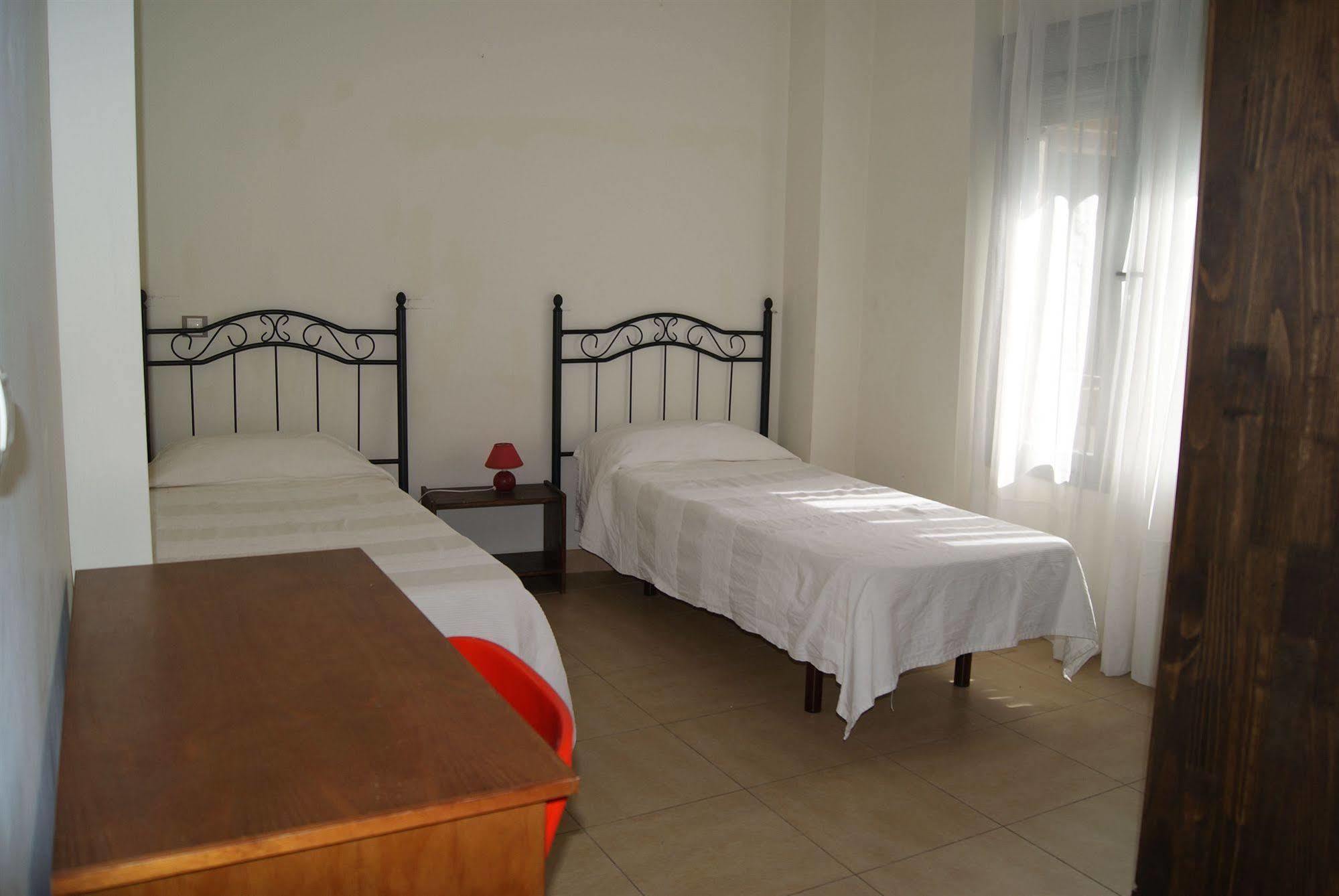 Apartamentos Turisticos La Encarnacion เซบีญา ภายนอก รูปภาพ