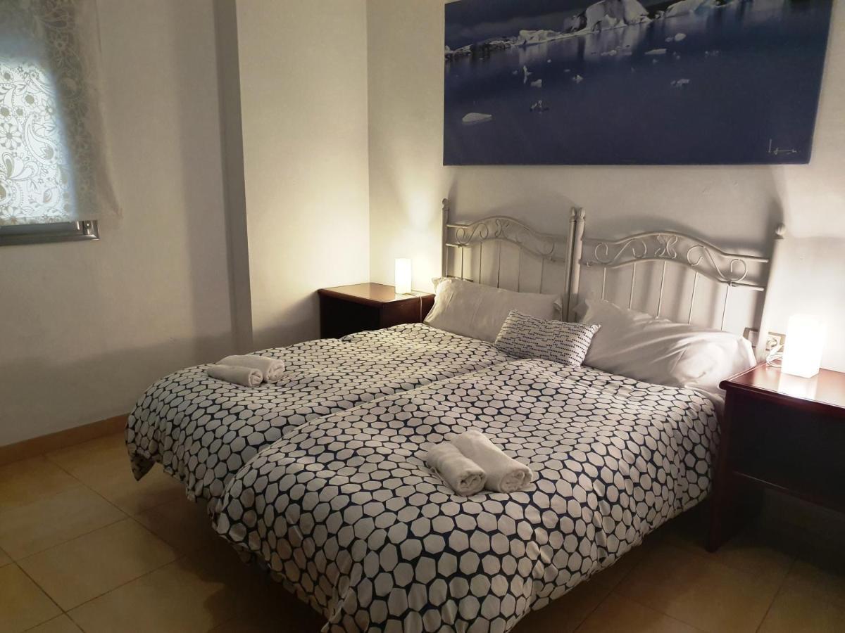 Apartamentos Turisticos La Encarnacion เซบีญา ภายนอก รูปภาพ